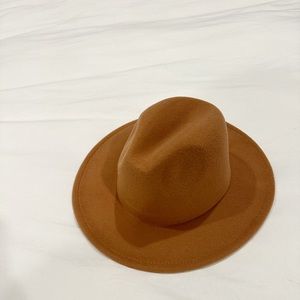 Abercrombie and Fitch Hat